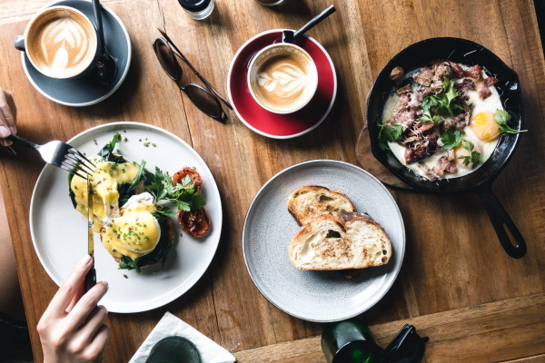 Brunch eggs in a coffeeshop